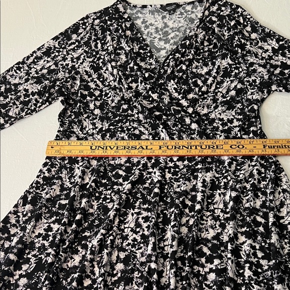 Simply Vera Vera Wang Black and White Patterned Dress  XL - Picture 7 of 9